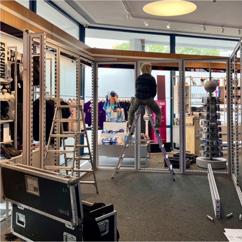 H&uuml;b&shy;scher Fern&shy;seh&shy;turm